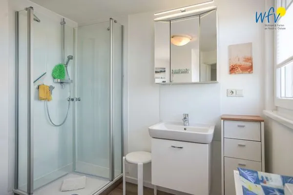 Badezimmer Ferienhaus Heidi Ferienwohnung Meerblick