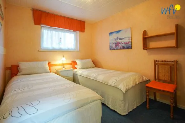 Schlafzimmer Ferienhaus Heidi Häuschen Seehund