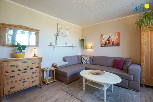 Wohnzimmer Ferienhaus Heidi Häuschen Seehund