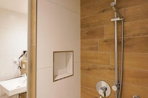 Badezimmer Achterhus Ferienwohnung Wattwurm