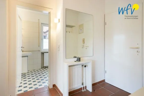 Flur Haus Inselparadies Ferienwohnung Falshöft