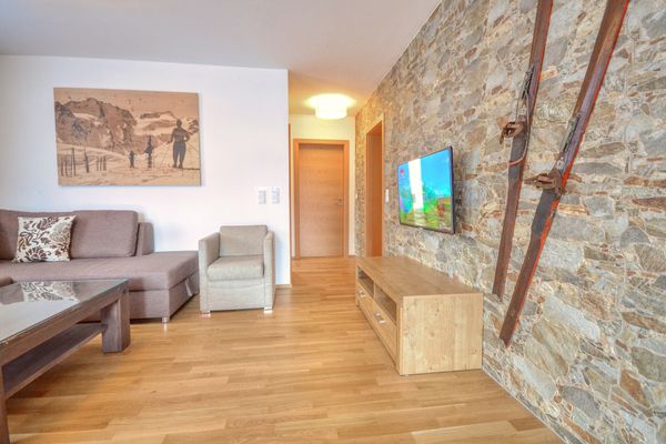 Alpin & Seeresort Top 10 Zell am See - Wohnzimmer