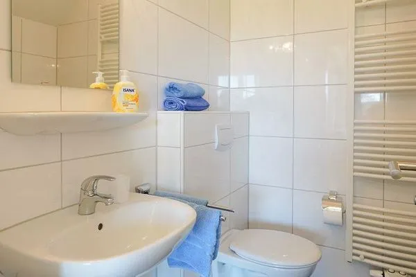 Badezimmer Haus Gartenstraße Ferienwohnung Gartentraum