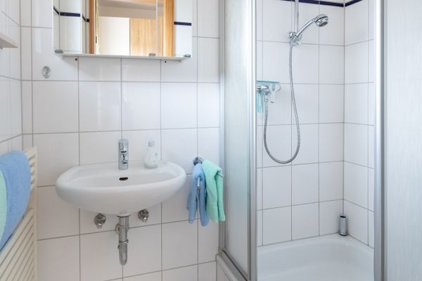  Haus Coordes Wohnung 1  - Badezimmer