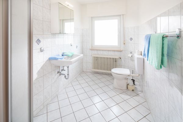  Haus Coordes Wohnung 2 Norderney - Badezimmer