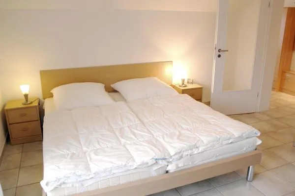 Schlafzimmer mit Doppelbett  Glebbe 17 - Wohnung 8