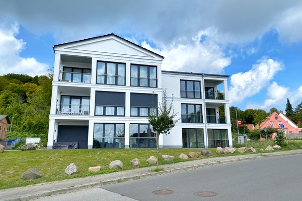Die Ferienwohnung "Balve" befindet sich im Erdgeschoss links