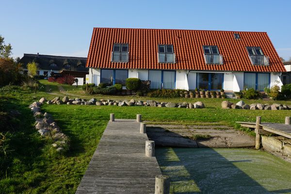  Neeberger Bootshus am Achterwasser Neeberg - Hauptansicht