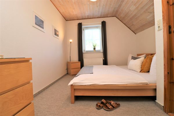 FERIENHÄUSER Doppelhaushälfte, Grüner Weg Ostseebad Wustrow - Schlafzimmer