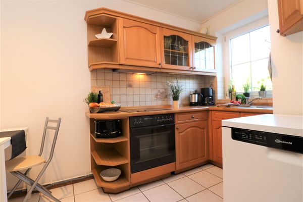 FERIENHÄUSER Doppelhaushälfte, Grüner Weg Ostseebad Wustrow - Küche / Küchenzeile