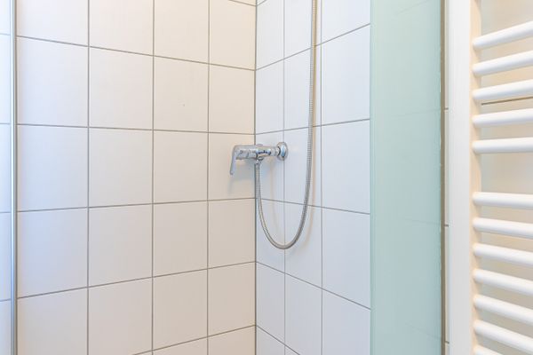 mit Dusche