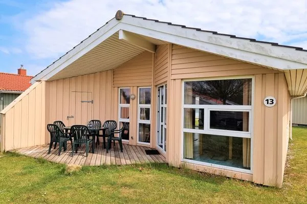   Ferienhaus Strandblick 13
