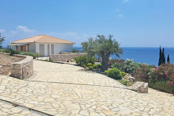 Main view  Villa Ammoudi