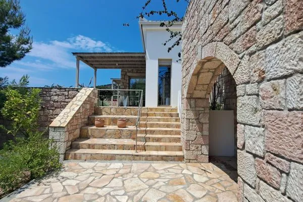 Main view  Villa Ammoudi