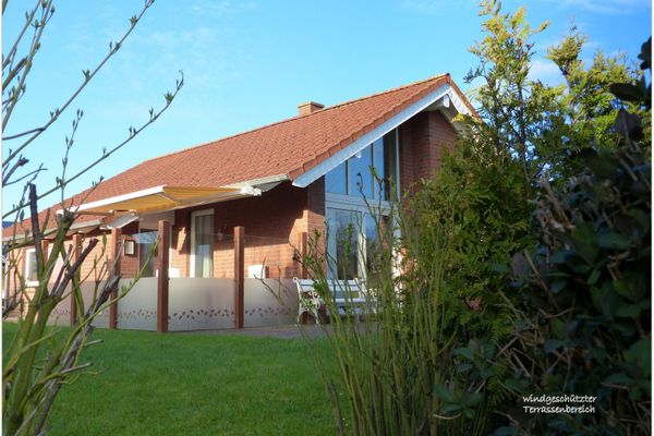  Ferienhaus Zavelberg Otterndorf - Gartenblick