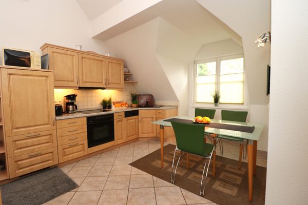 AM LEUCHTFEUER Haus Seeblick, App. 04 Ostseebad Wustrow - Küche / Küchenzeile