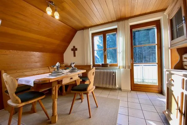  Ferienwohnung Blumenoase Lindau und Umgebung - Essbereich