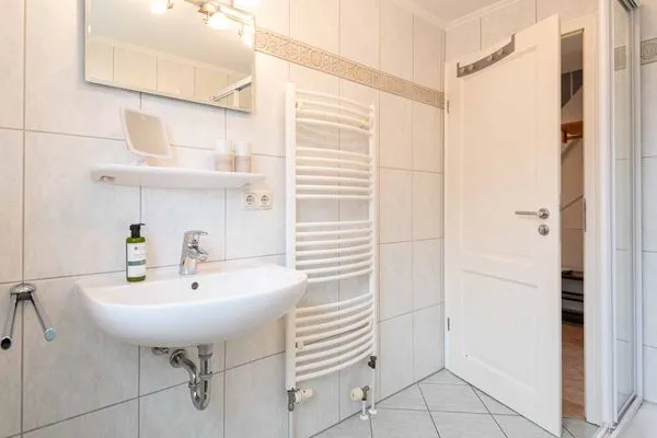 Badezimmer  LH Heidegrund, App.4