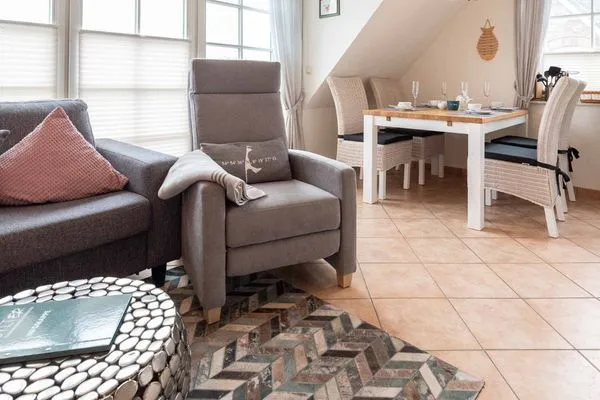 Wohnzimmer  LH Heidegrund, App.4