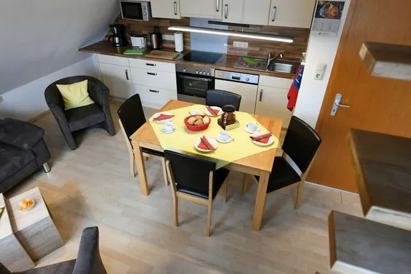 Wohnzimmer Kleine Pinkenburg Ferienwohnung Nord