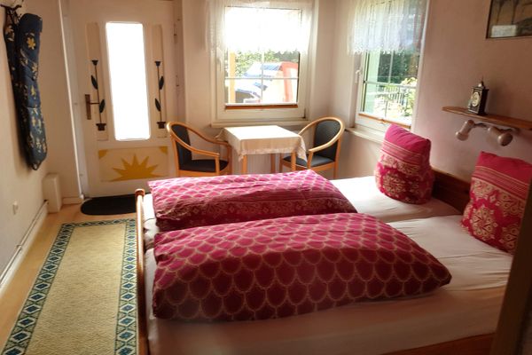  Fewo am Rosengarten Born - Schlafzimmer