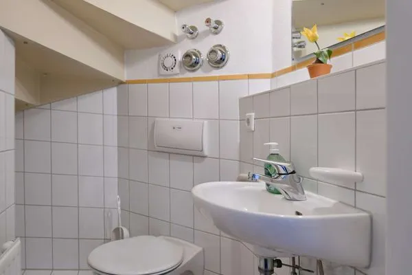 Gäste-WC Kaiserhof Ferienwohnung 311