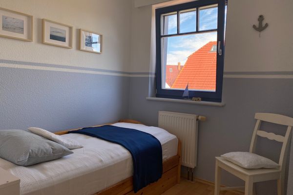  Wiesenstraße 21a Haus Zum Kranich Zingst - Schlafzimmer