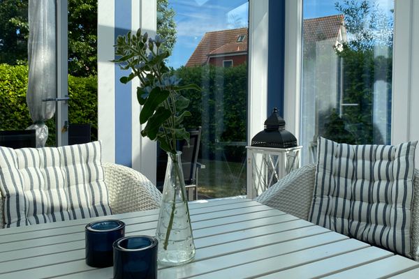  Wiesenstraße 21a Haus Zum Kranich Zingst - Terrasse