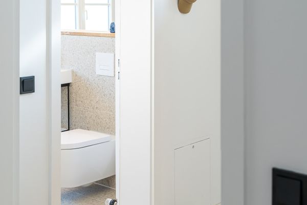  BLAUSAND am Kunstmuseum Ahrenshoop - Badezimmer