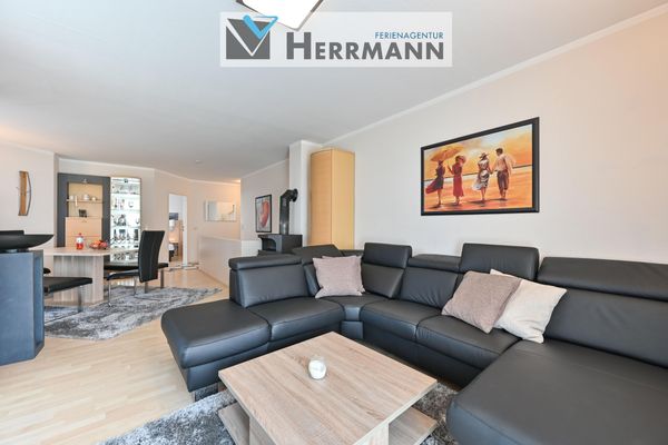 Ferienanlage Neuschwansteinblick Ferienwohnung 121 Ferienwohnungen in Füssen - Wohnzimmer