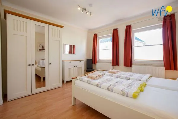 Schlafzimmer Ferienhaus Tuffel Ferienwohnung 1