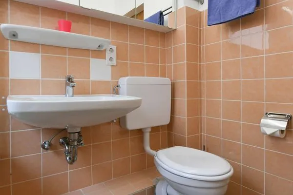 Badezimmer Haus Düsseldorf Ferienwohnung Wilma