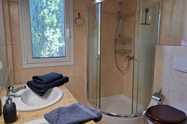 Badezimmer  Villa Emilios