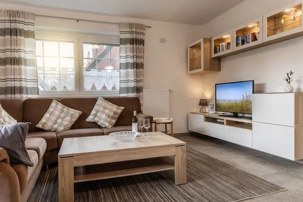   50038 "Gleich am Deich"