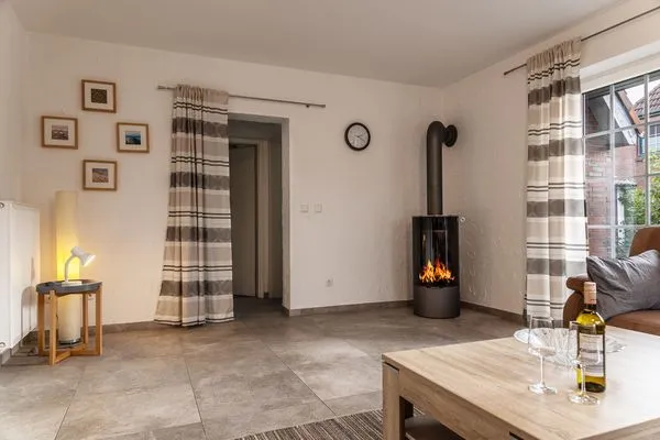   50038 "Gleich am Deich"