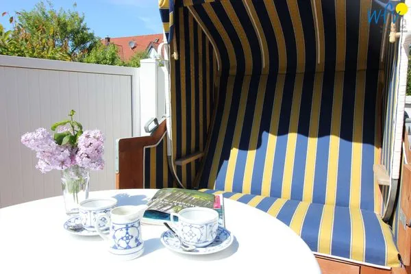 Terrasse Luv und Lee Ferienwohnung Juister Stuv