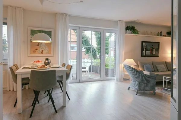 Wohnzimmer Juist Zauber - Haus 3 Ferienwohnung Lampe