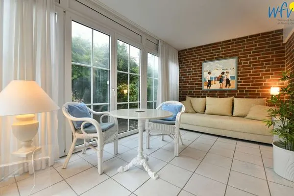 Wohnzimmer Juist Zauber - Haus 3 Ferienwohnung Lampe