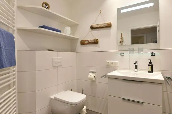 Badezimmer Juist Zauber - Haus 3 Ferienwohnung Lampe