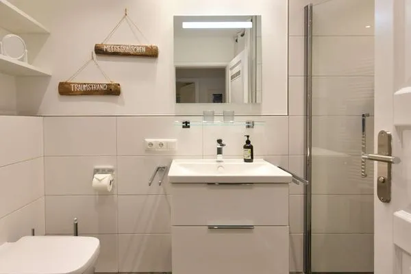 Badezimmer Juist Zauber - Haus 3 Ferienwohnung Lampe