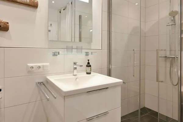 Badezimmer Juist Zauber - Haus 3 Ferienwohnung Lampe