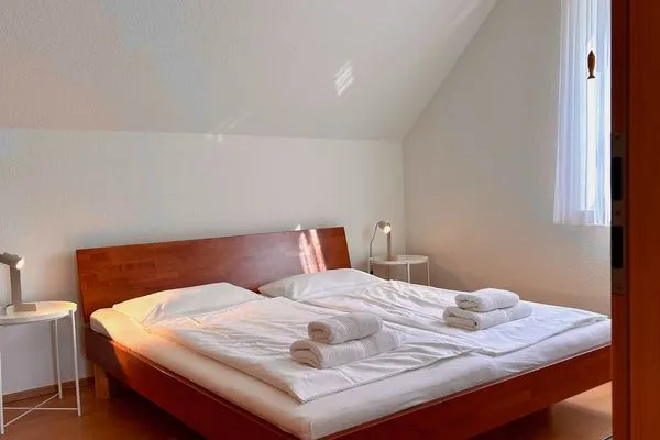  Ferienwohnung Strandgut Langenargen - Schlafzimmer 2 - Doppelbett
