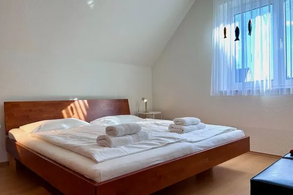  Ferienwohnung Strandgut Langenargen - Schlafzimmer 2 - Doppelbett