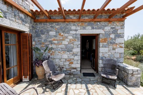 Terrace  Spiti-Eleonas