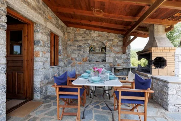 Terrace  Spiti-Eleonas