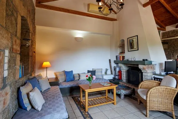 Living room  Spiti-Eleonas