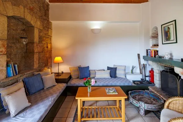 Living room  Spiti-Eleonas