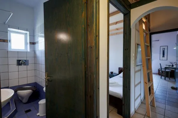 Hallway  Spiti-Eleonas