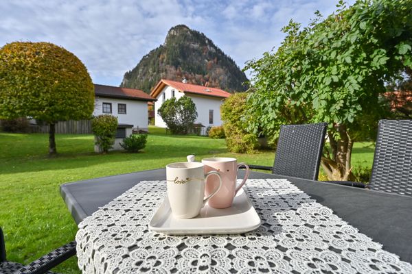  Ferienwohnung Bergwelten Ferienwohnungen in Pfronten - Gartenblick
