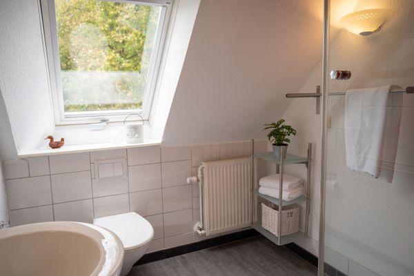  Appelboom Garding - Badezimmer